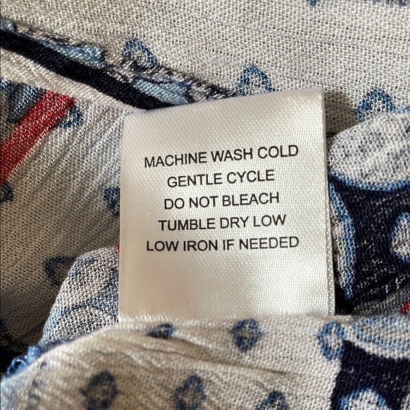 Northstyle Brand.White-blue patches Sleeveless Mandarin Collar, 100% RayonBlouse - Picture 8 of 9